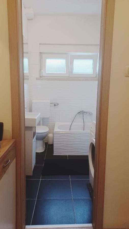 Apartman Dora Apartment Pula Bagian luar foto